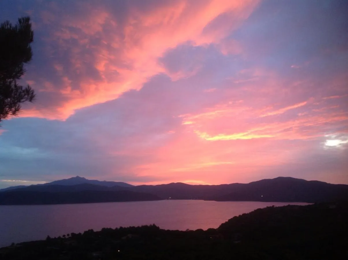 Villa Mit Whirlpool Und Phantastischer Aussicht Capoliveri  Capoliveri (Isola d'Elba)